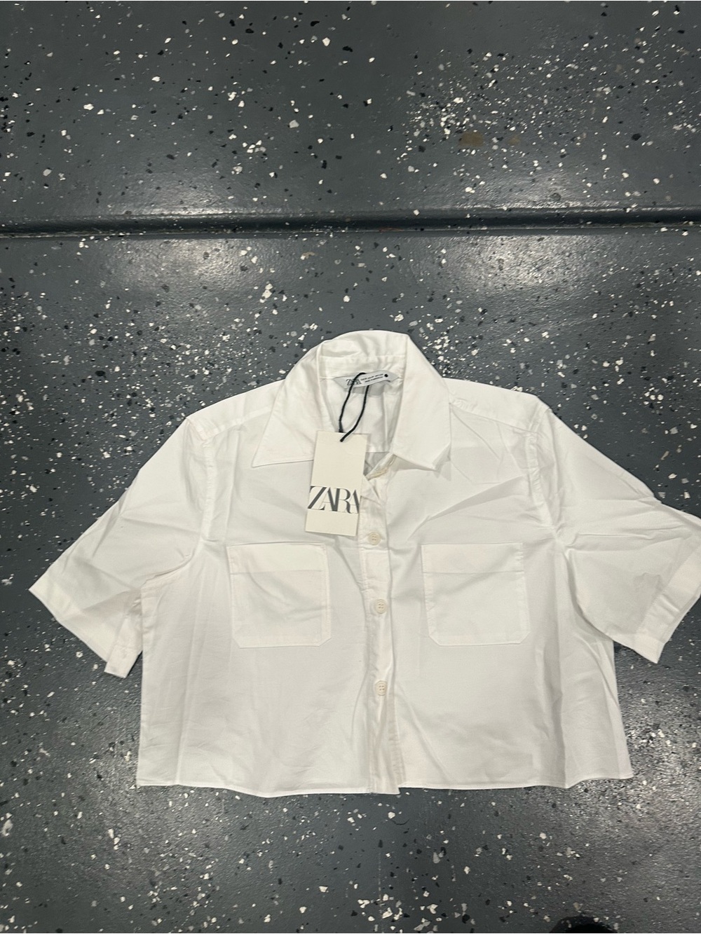 ZARA White Cropped Short-Sleeve Button Shirt - Picture 2 of 3